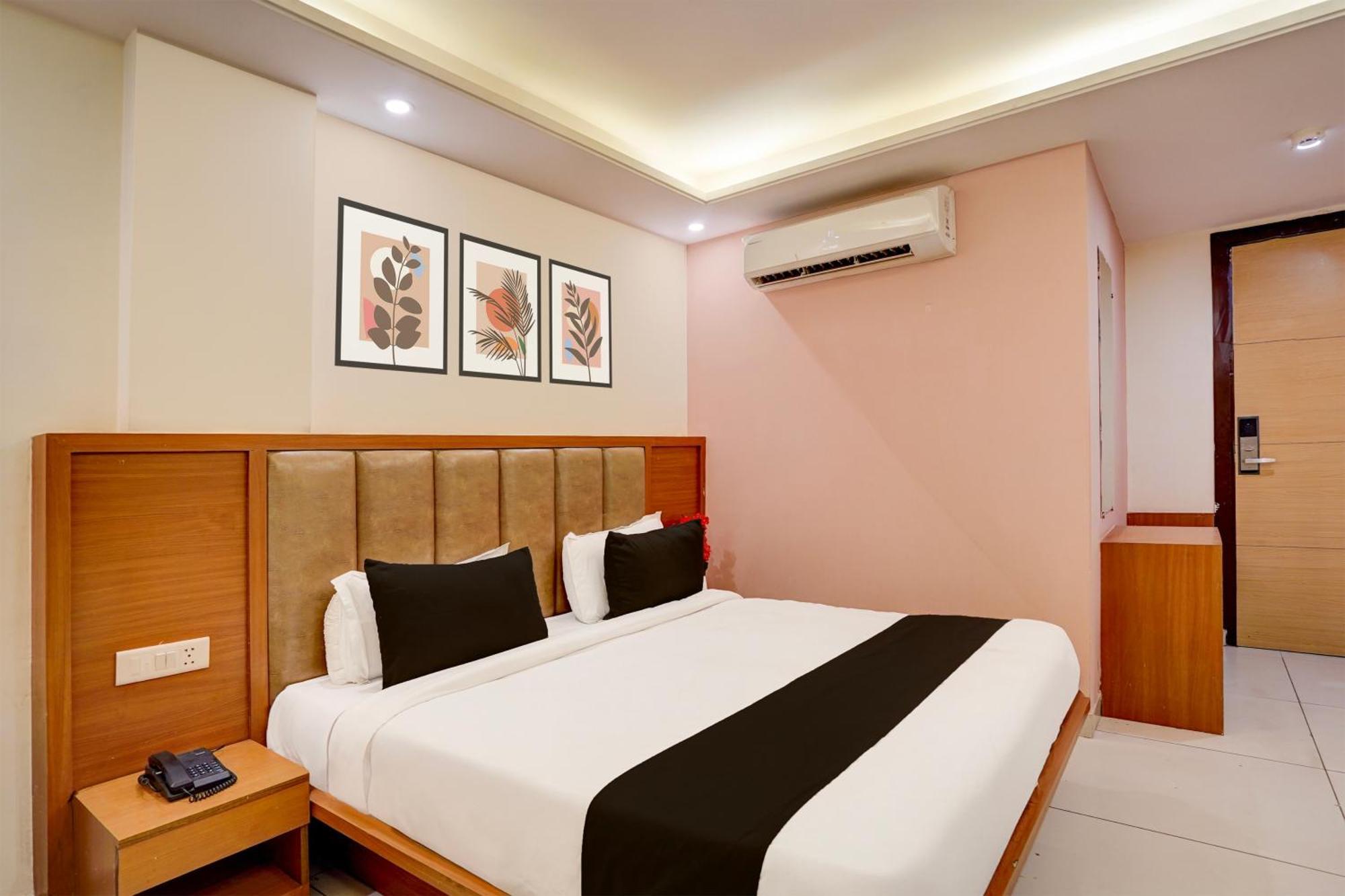 Hotel Super Townhouse Airport Road Delhi Neu-Delhi Exterior foto