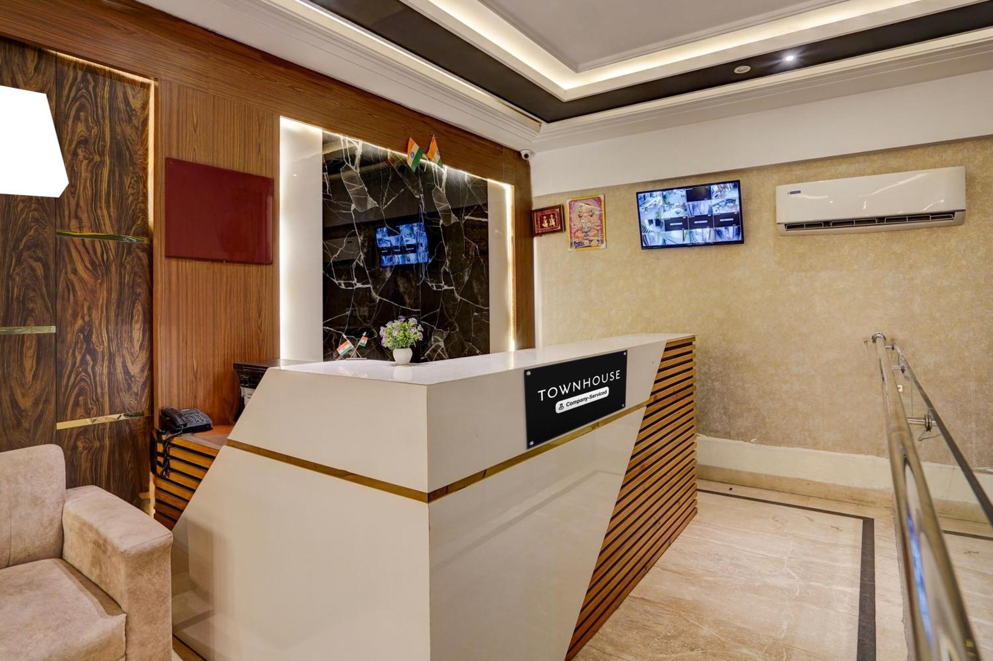 Hotel Super Townhouse Airport Road Delhi Neu-Delhi Exterior foto